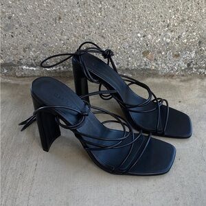 Billini NEW Heather Black Heels